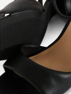 Sandalias De Tacón De Rafia De Horma Ancha