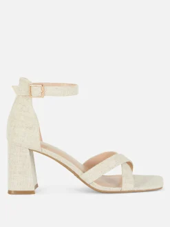 Sandalias De Tacón Y Horma Ancha Con Tira Tejida