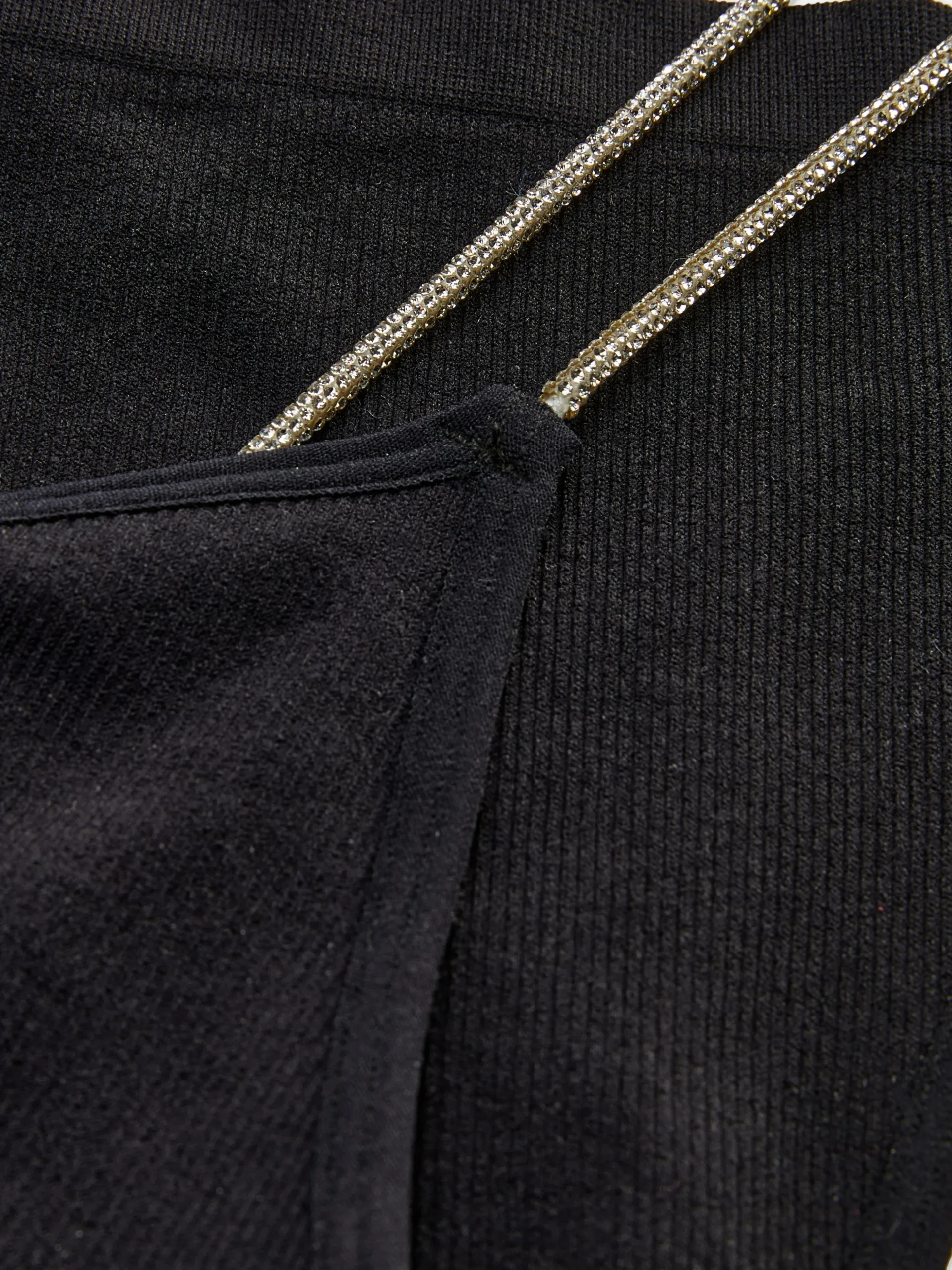 Set De Bralette Y Tanga Sin Costuras Con Strass