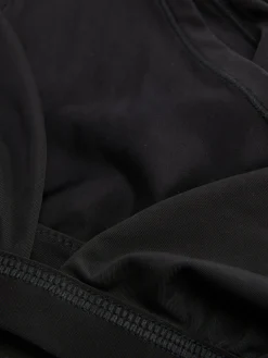 Set De Sujetador Triangular Y Tanga De Microfibra