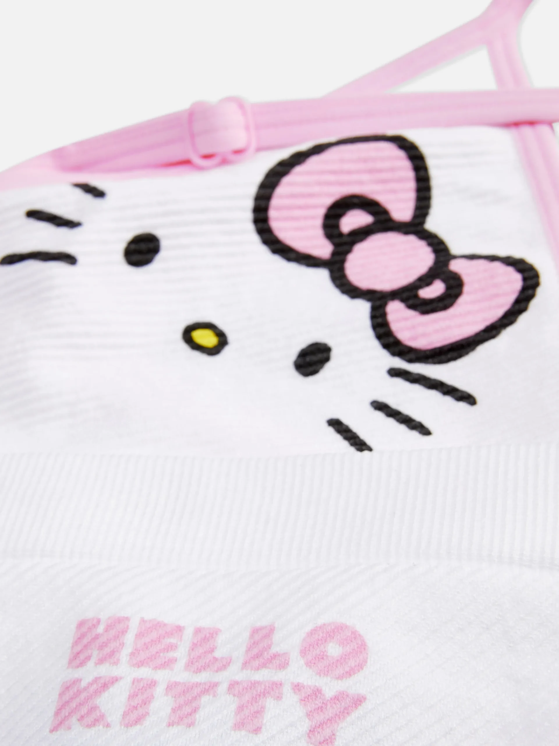 Set De Tanga Y Bralette Sin Costuras De Hello Kitty