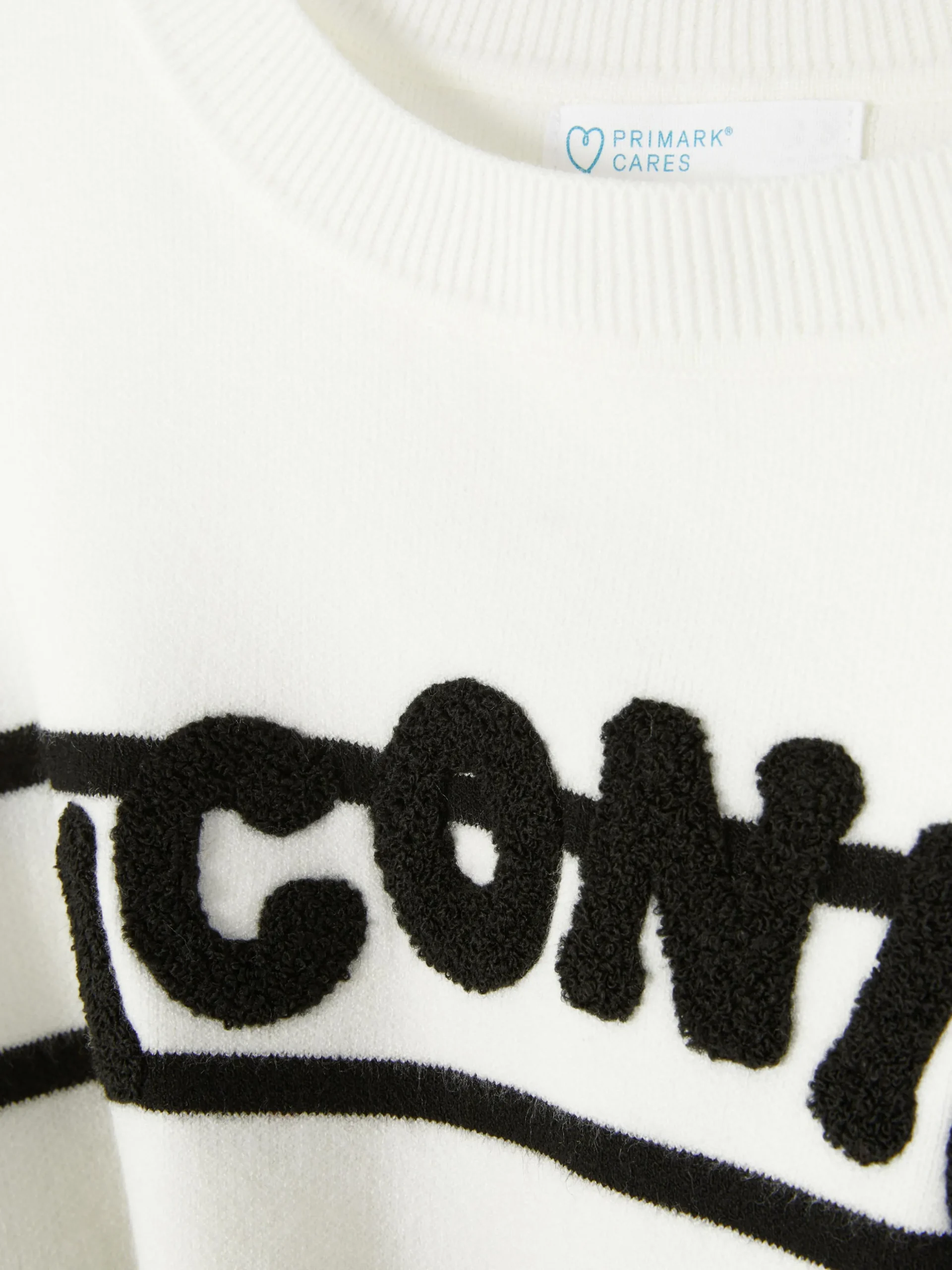 Sudadera Con Mensaje En El Pecho