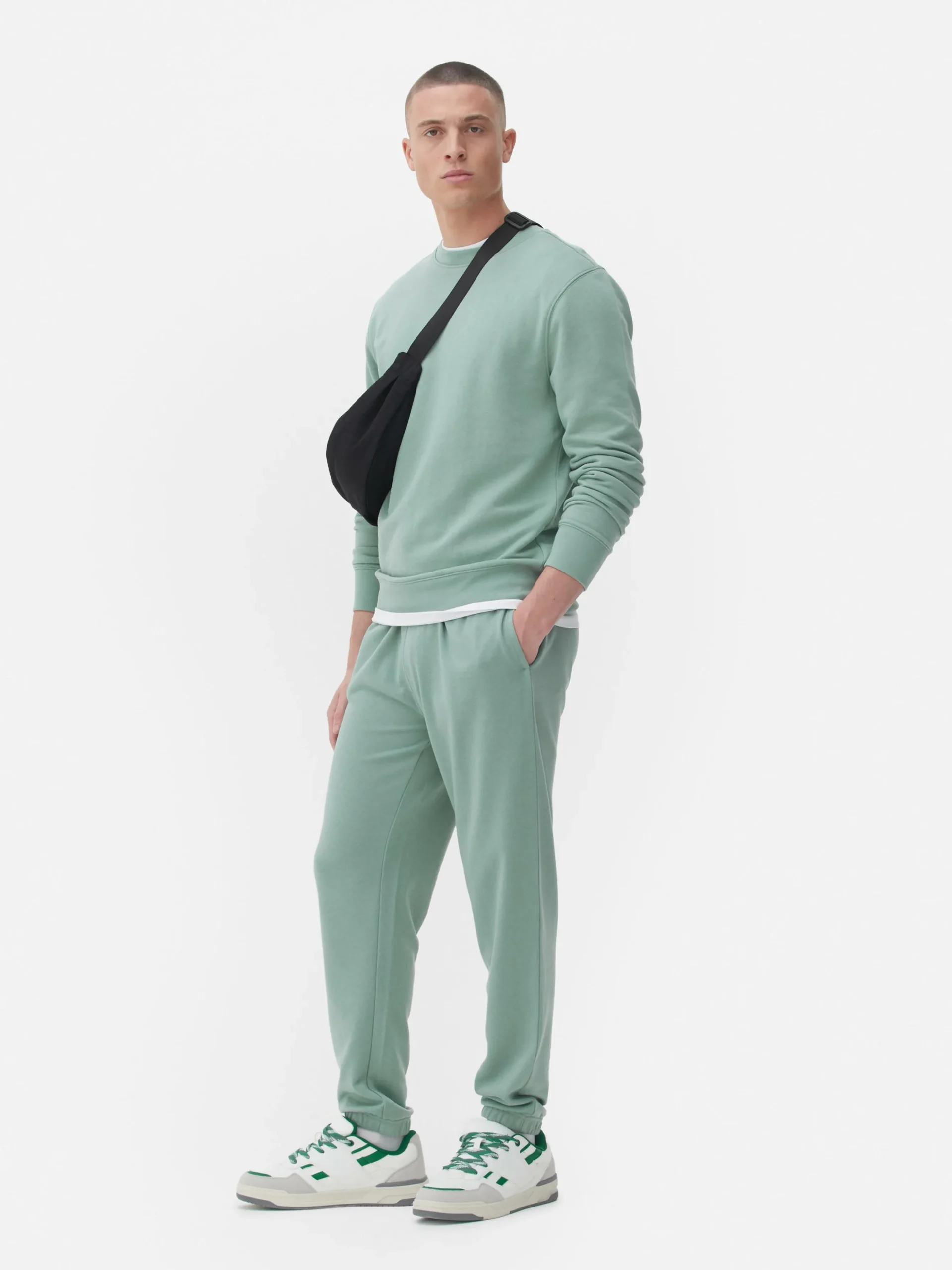 Sudadera De Cuello Redondo Clásica