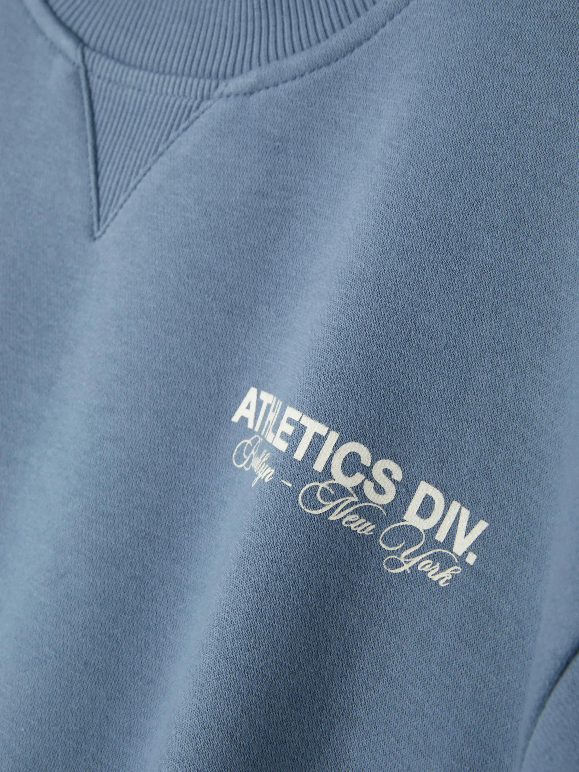 Sudadera De Cuello Redondo Con Estampado Gráfico