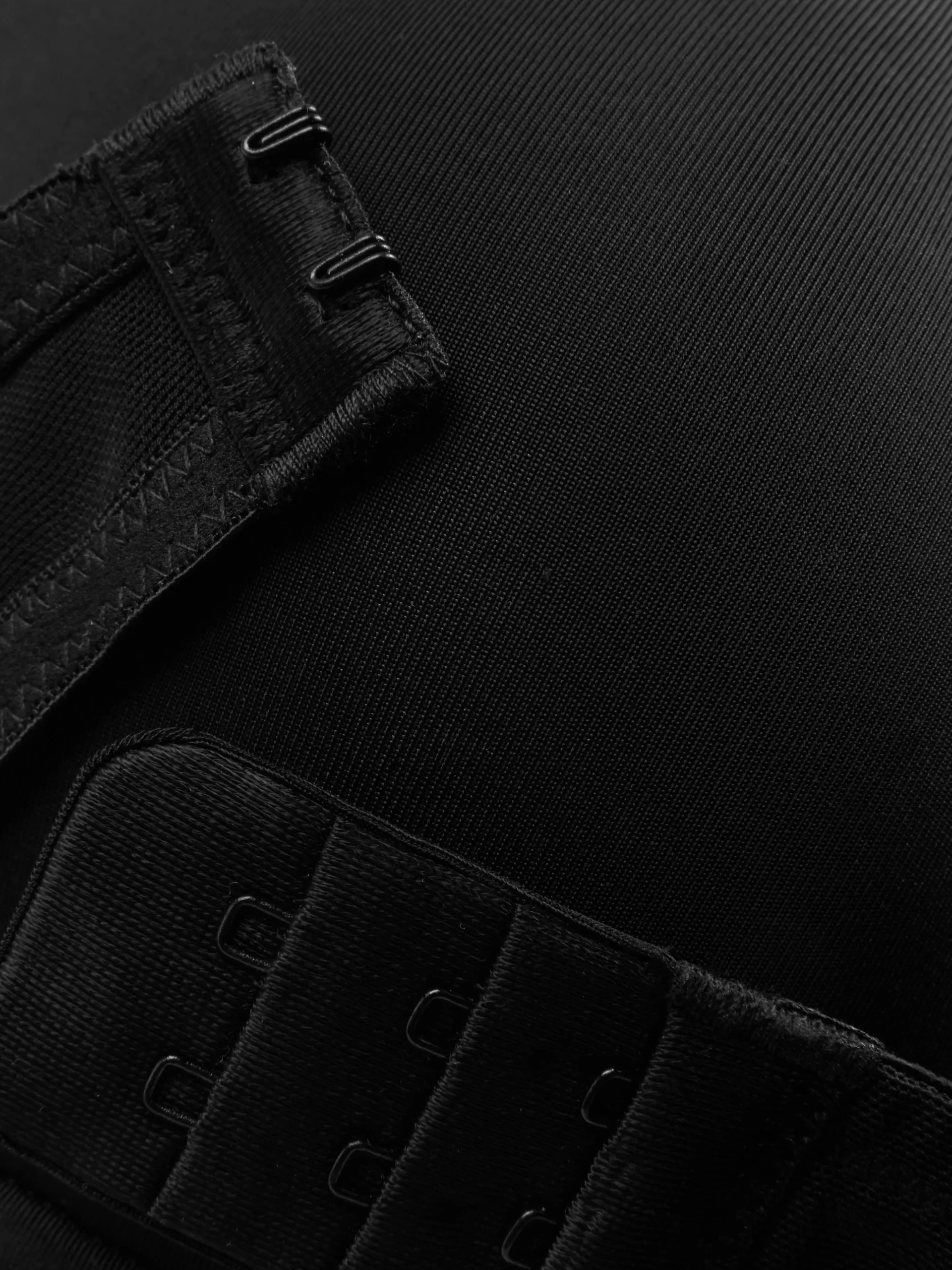 Sujetador Escotado Con Relleno En Copa A-D