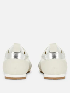 Tenis De Caña Baja Con Cordones