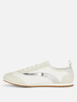 Tenis De Caña Baja Con Cordones