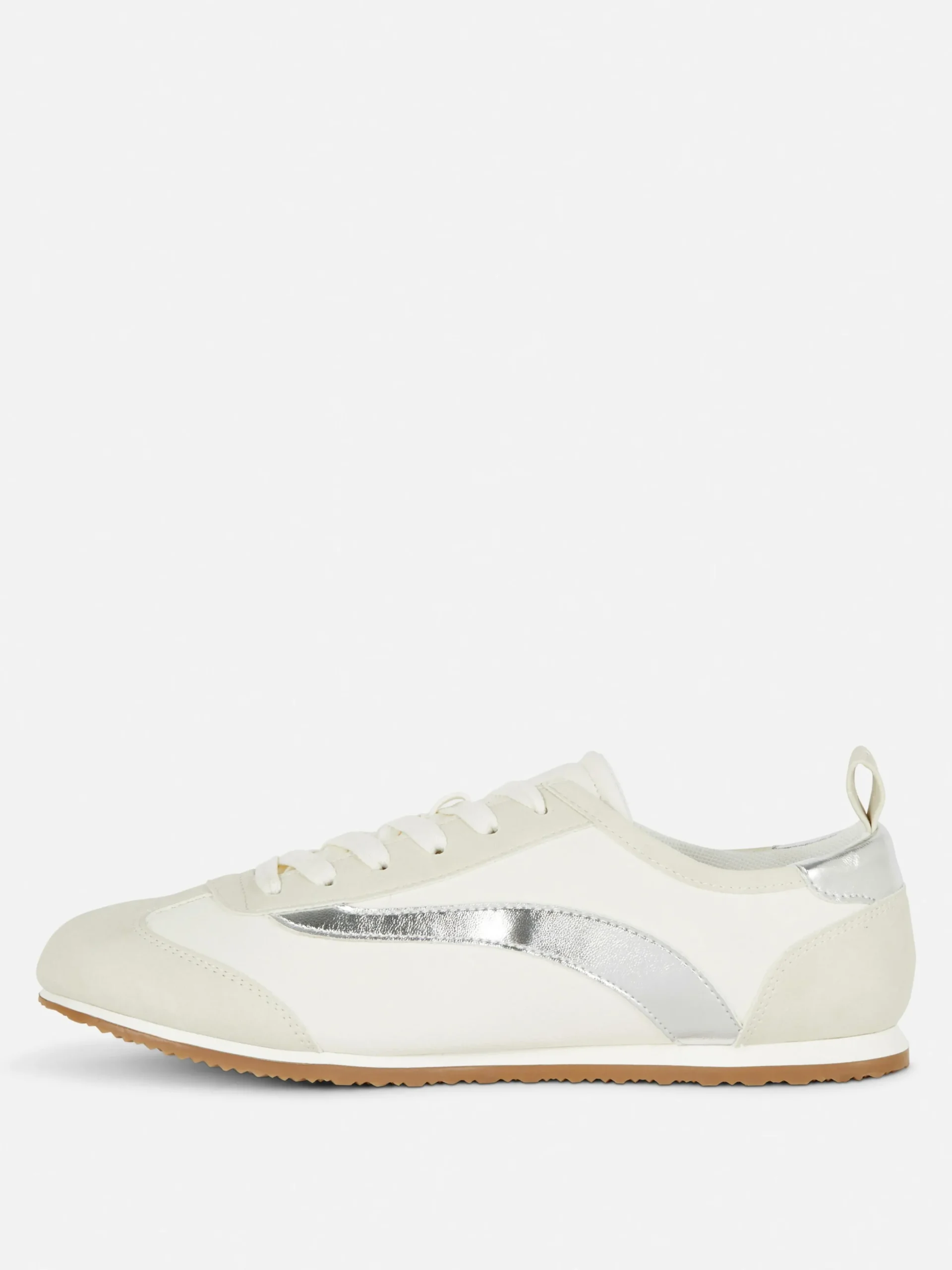 Tenis De Caña Baja Con Cordones