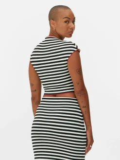 Top A Rayas Beetlejuice X Colleen Atwood