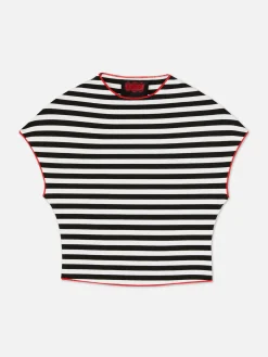 Top A Rayas Beetlejuice X Colleen Atwood