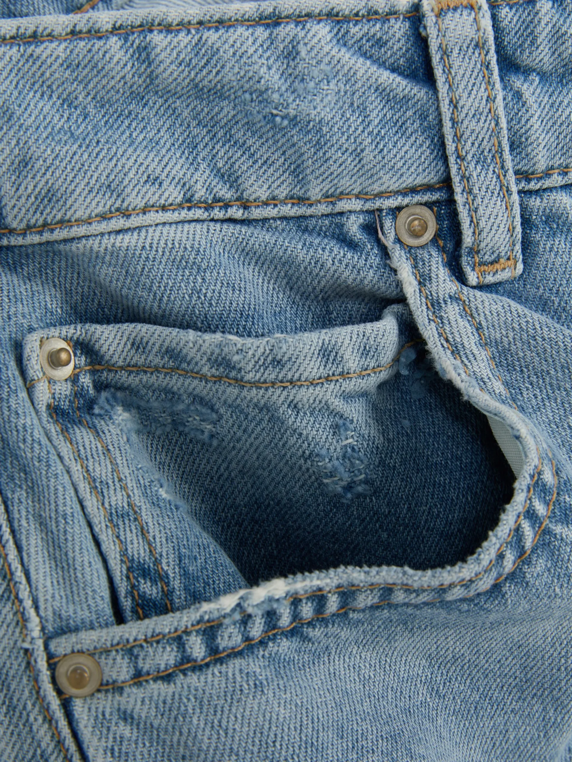 Vaqueros De Corte Bombacho