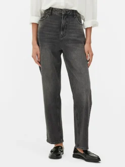 Vaqueros De Pernera Recta Y Corte Entallado