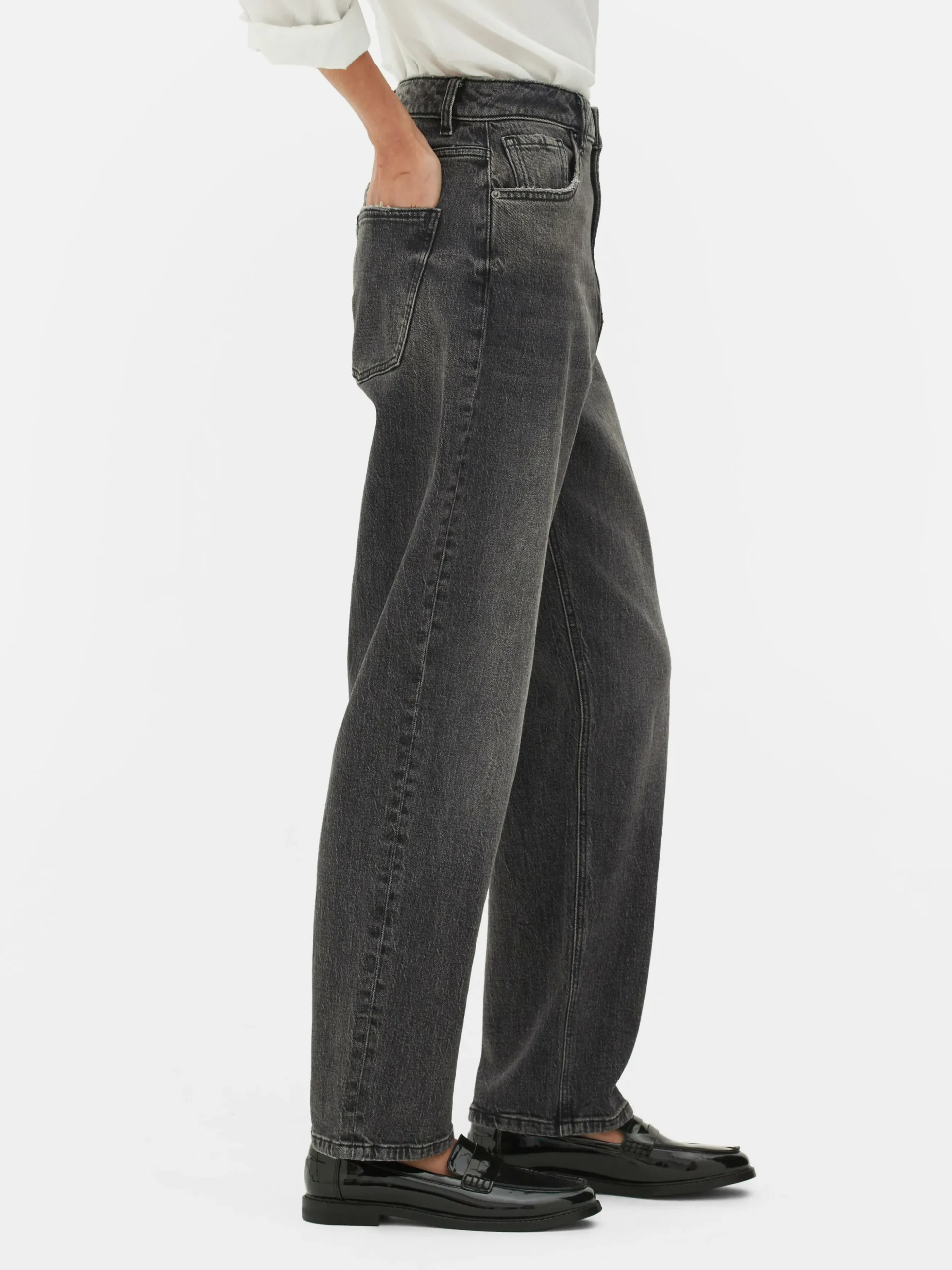 Vaqueros De Pernera Recta Y Corte Entallado
