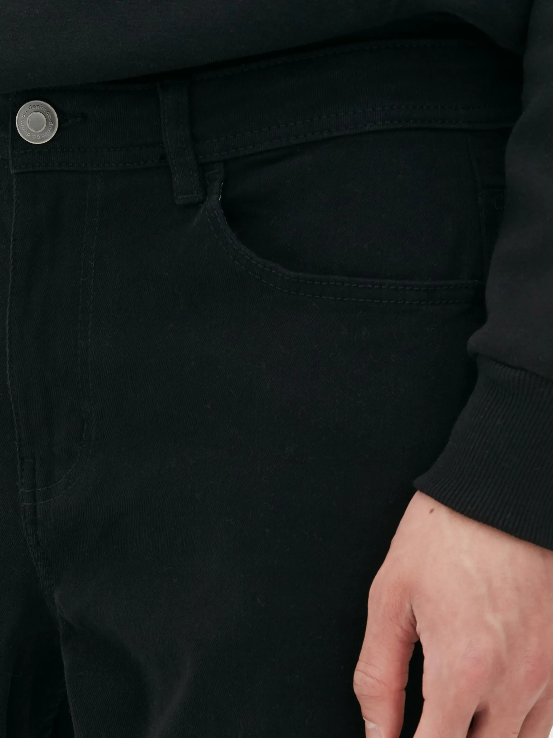 Vaqueros De Sarga De Corte Recto