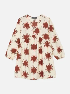 Vestido Corto De Cuello De Pico Y Con Vuelo