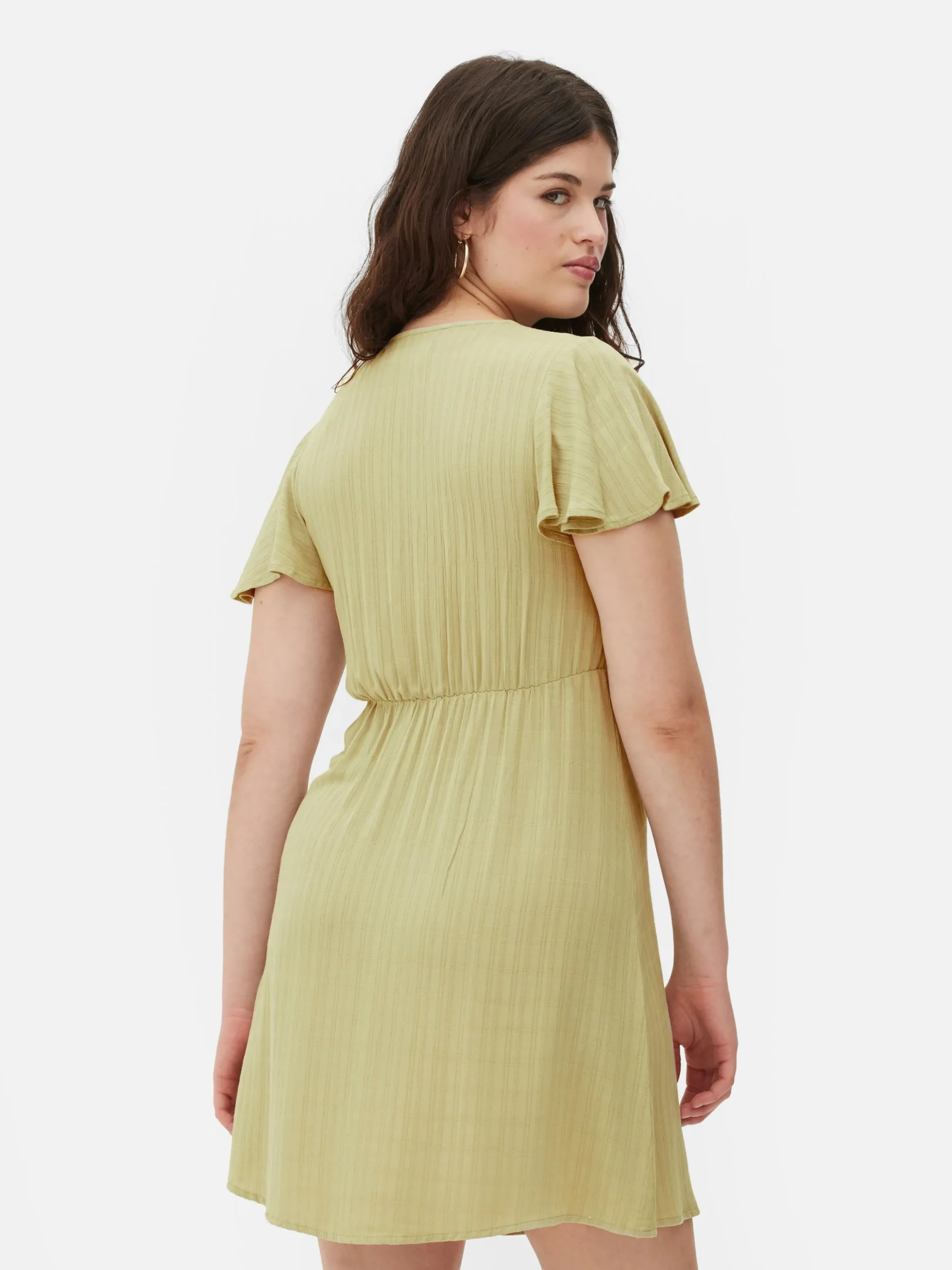 Vestido Corto De Manga Corta