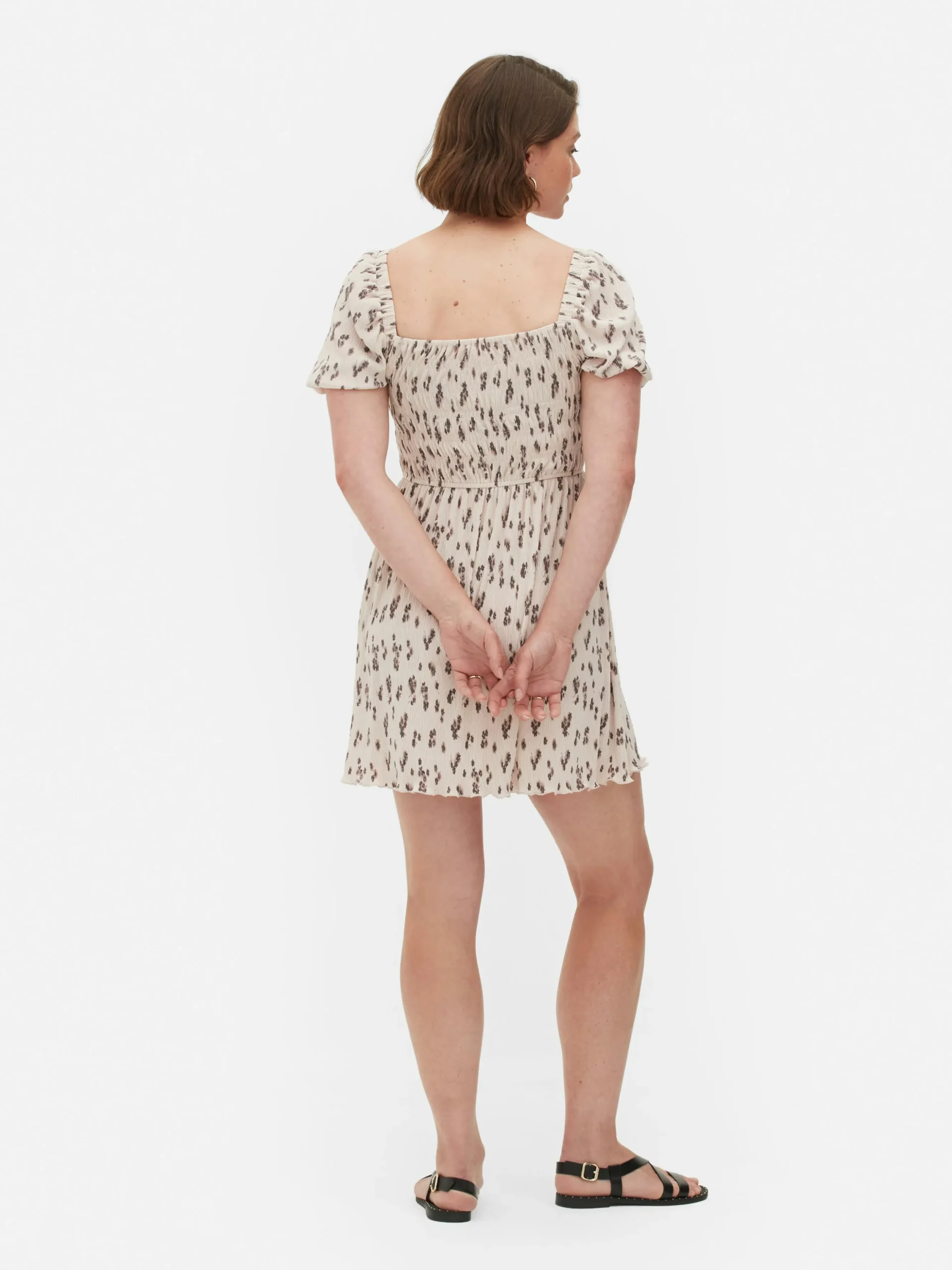 Vestido Corto Fruncido Y Plisado