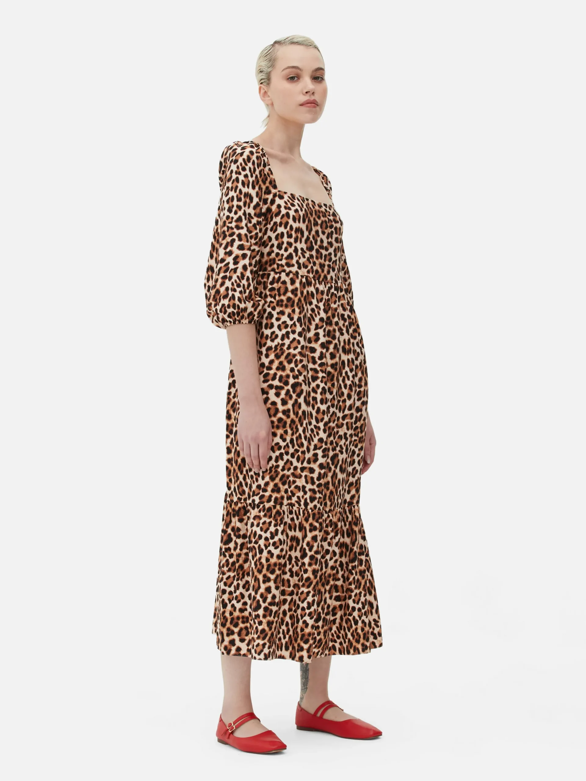 Vestido Midi De Leopardo Con Escote Cuadrado