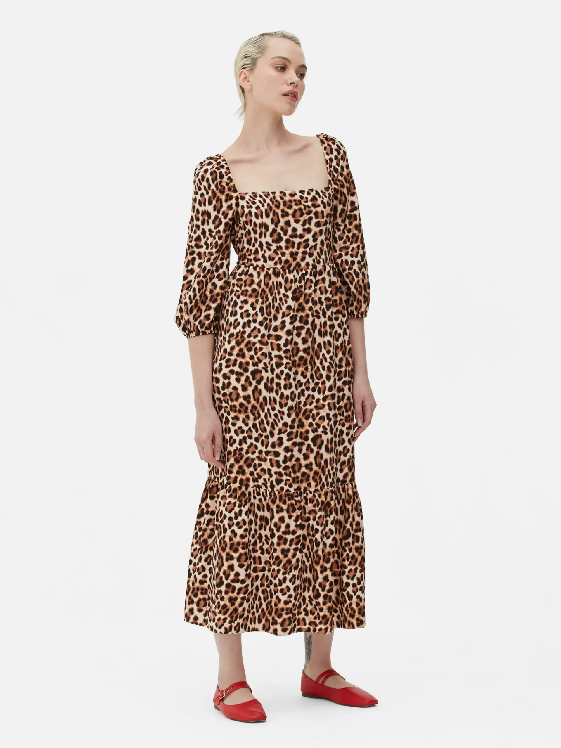 Vestido Midi De Leopardo Con Escote Cuadrado