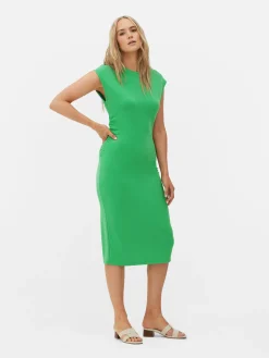 Vestido Midi Fruncido Sin Mangas