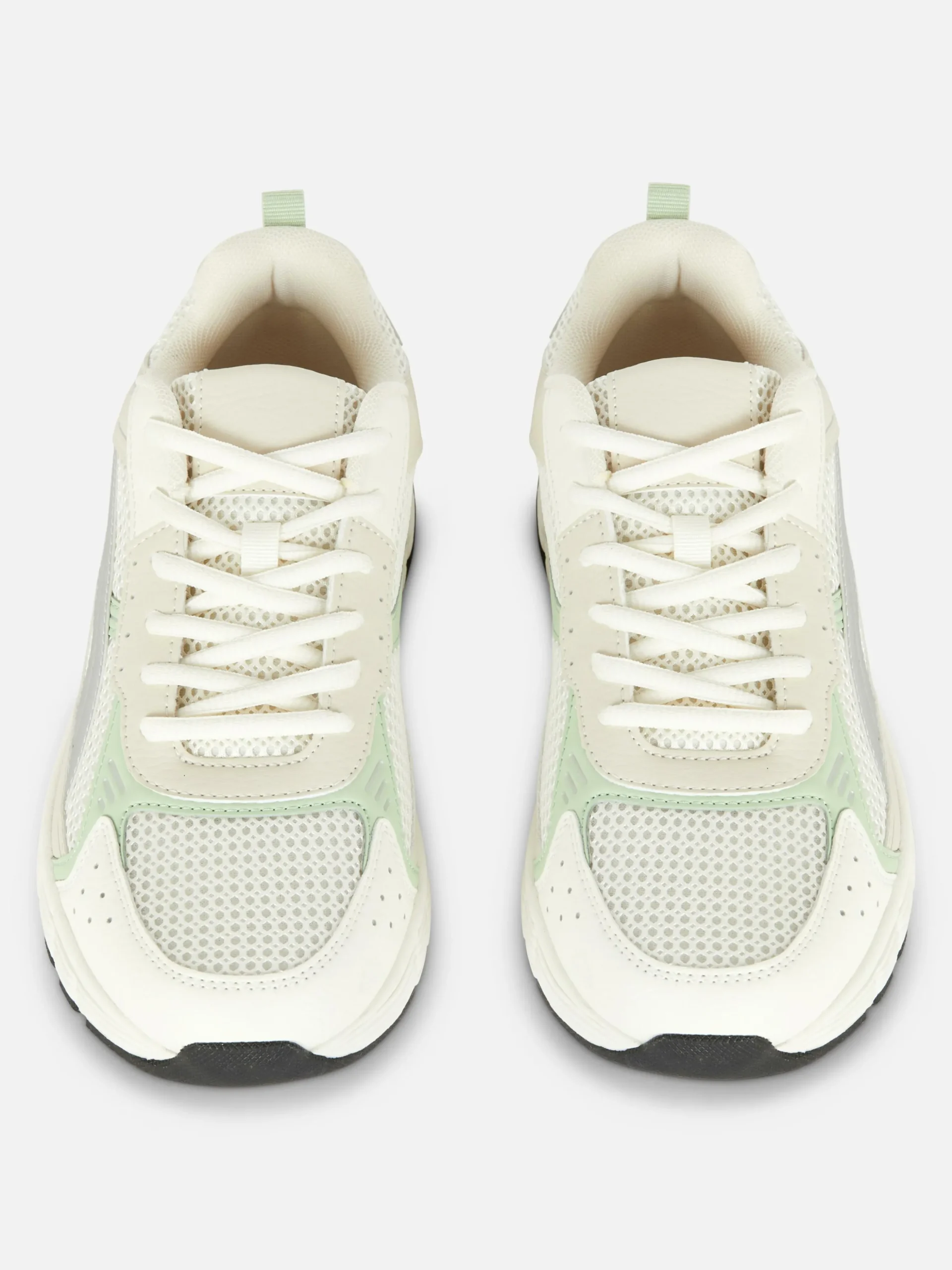 Zapatillas Deportivas Con Panel De Malla