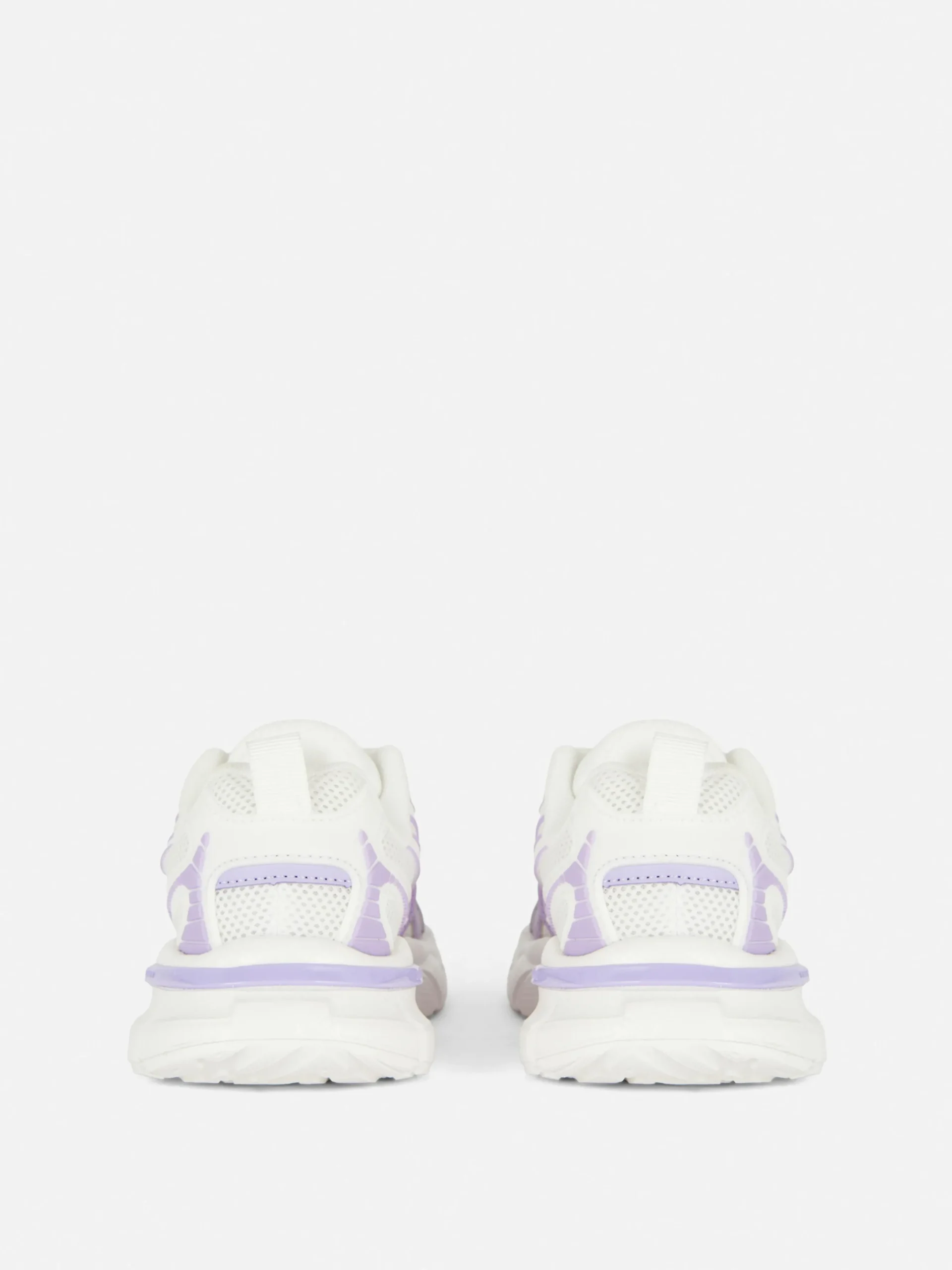 Zapatillas Deportivas Con Suela Gruesa Y Paneles