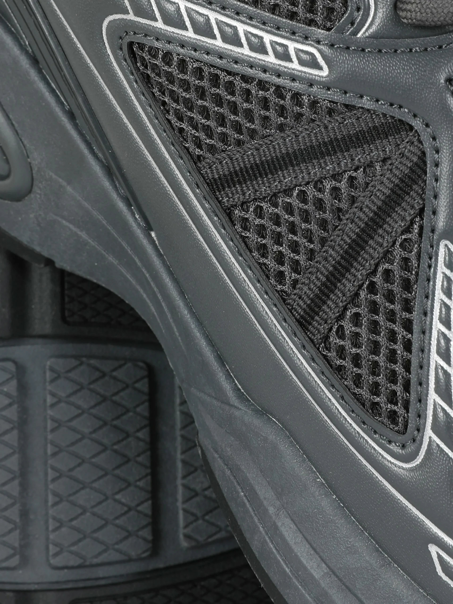 Zapatillas Deportivas De Caña Baja Con Paneles