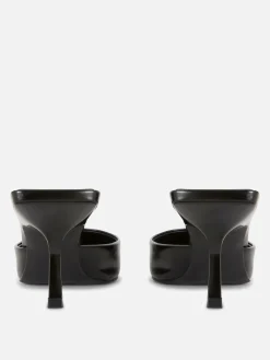 Zapatos De Tacón De Chupete Con Puntera Puntiaguda