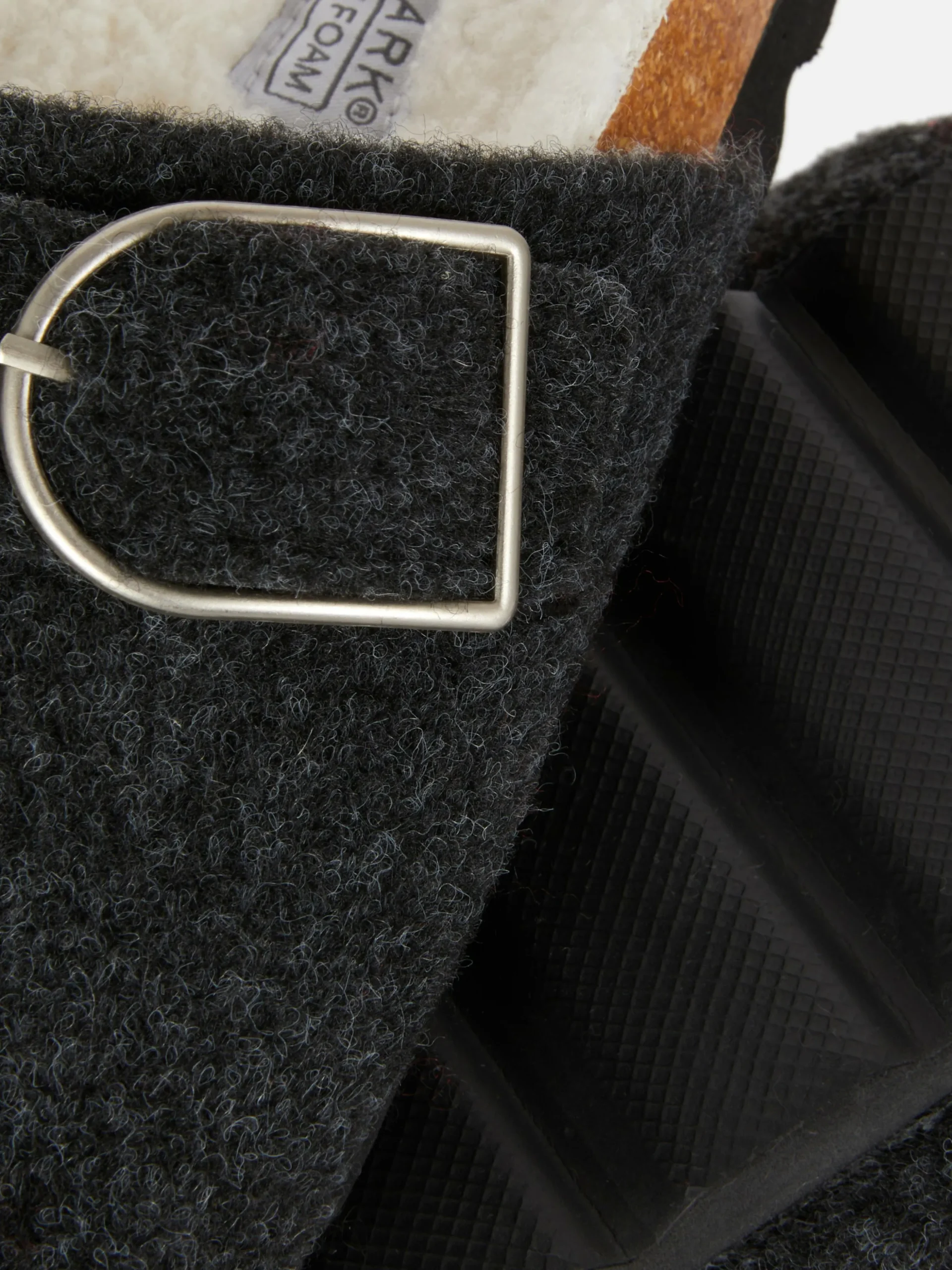 Zuecos Destalonados De Fieltro